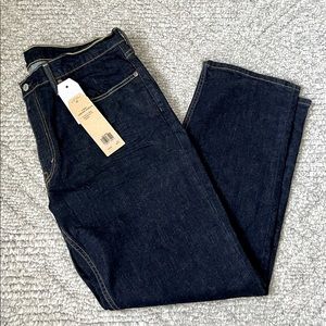 36x30 dark Levi jeans- new